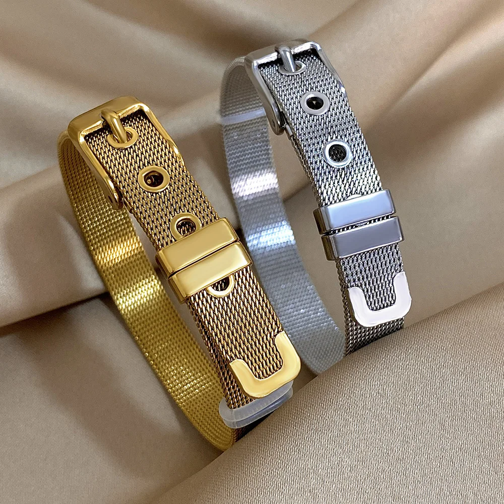 Bracelet en acier inoxydable durable, inspiration ceinture