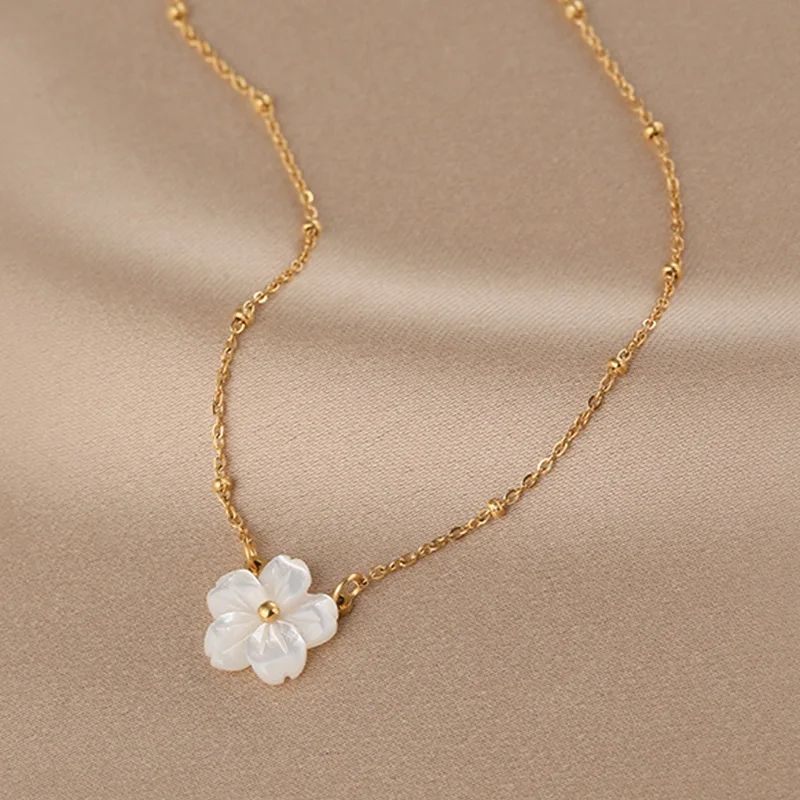 Collier en acier inoxydable avec pendentif fleur, bijou élégant et durable