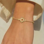 Bracelet acier inoxydable résistant avec charme soleil