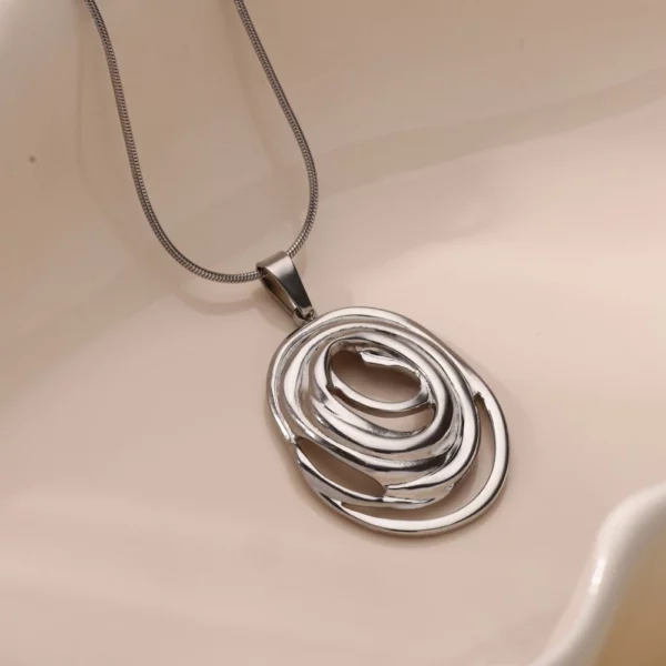 Collier ovale en acier inoxydable pour hommes et femmes