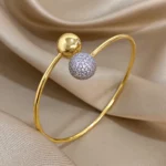 Bracelet boule en acier inoxydable, accessoire de mode durable et stylé