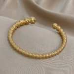 Bracelet jonc en acier inoxydable, un choix tendance pour hommes et femmes