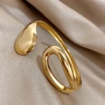 Style contemporain du bracelet asymétrique en inox