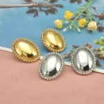 Boucle d'oreille en acier inoxydable design cabochon coloré