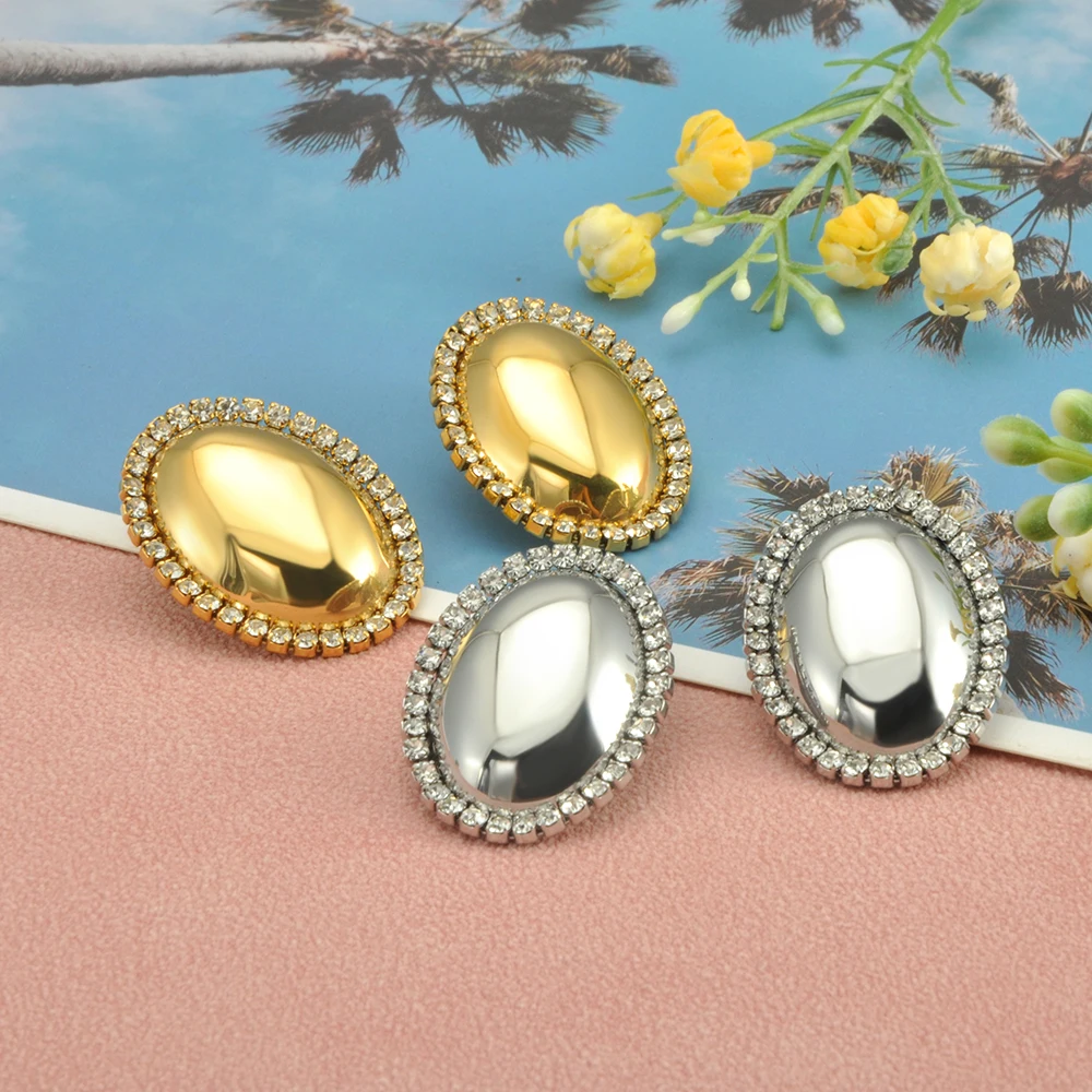 Boucle d'oreille en acier inoxydable design cabochon coloré