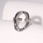 Bague ronde en acier inoxydable avec finition brillante